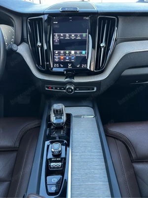 Volvo XC60 2.0 B5 Diesel Mild-Hybrid Inscription AWD 235 CP An 12.2019 euro 6   - imagine 20