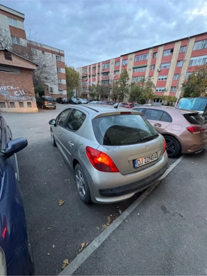 Peugeot 207 an 2008 - imagine 4