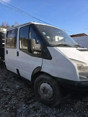 Ford Tranzit Autoutilitara - imagine 2