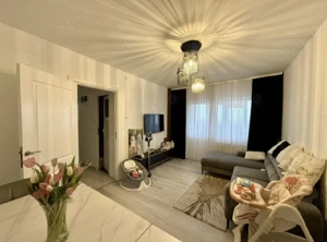 apartament 2 camere decomandat  - imagine 2