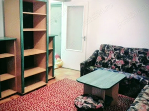 Vand apartament 2 camere, zona Podgoria   vedere la Parc Pădurice - imagine 2