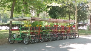 Vand biciclete de agrement pentru familie, cu acoperis si 4 roti