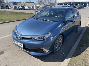 Toyota Auris 1.8 Hybrid Sol Plus (2018)   Stare Impecabilă, Echipare de Top