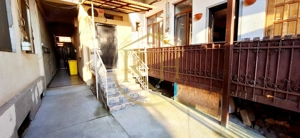 Oferim spre inchiriere apartament spatios, cu 3 camere, aproape de Nokia - imagine 19