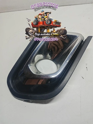 Ornament proiector stanga Dacia Logan 2 261A32873R Sandero grila proiector ceata - imagine 4