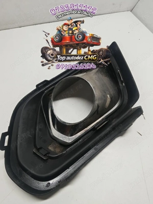 Ornament proiector stanga Dacia Logan 2 261A32873R Sandero grila proiector ceata - imagine 3