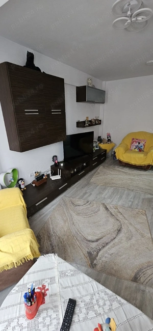Închiriez apartament cu o camera 39 m2 - imagine 2
