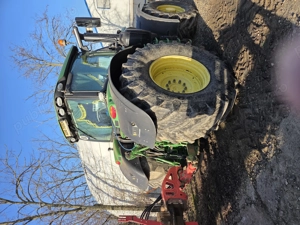 Vand tractor J D. 6215 R - imagine 6