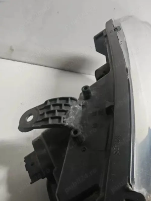 Far dreapta Dacia Logan 2 facelift 260105925R Dacia Sandero EUROPA - imagine 3