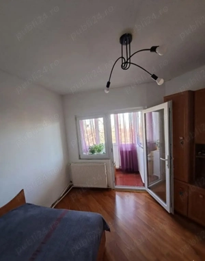 Proprietar   vând apartament 3 camere, decomandat, zona Shopping City  - imagine 4