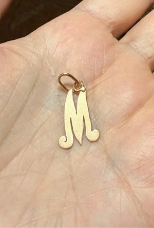 Medalion aur 14k " M "