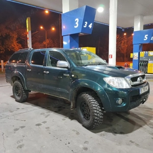 Toyota Hilux 3.0 D 2009 Auto Suspensie +5 scuturi Al trolii - imagine 8