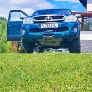 Toyota Hilux 3.0 D 2009 Auto Suspensie +5 scuturi Al trolii - imagine 9