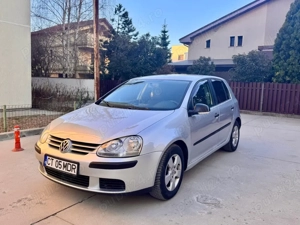 VW Golf 5 1.9 Tdi an 2009 manuala , îngrijit - imagine 2