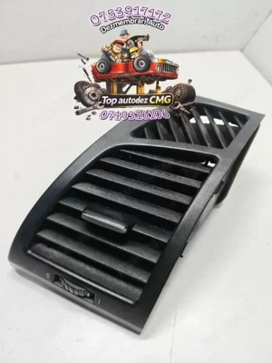 Grila aerisire Bmw Seria 1 E87 E81 E88 E82 stanga 7059187 gura ventilatie plansa bord