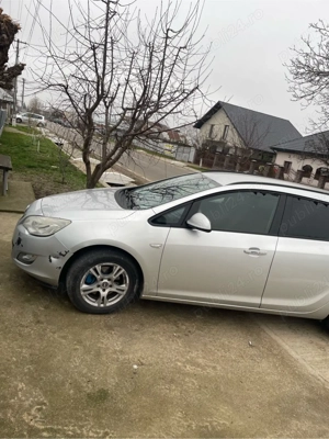 opel astra j  - imagine 4