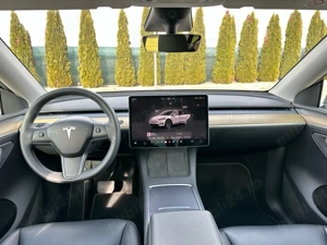 Tesla Model Y Long Range 2022 - imagine 5