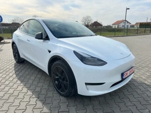 Tesla Model Y Long Range 2022 - imagine 3