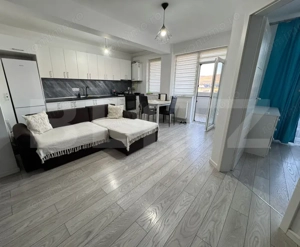 Apartament 2 camere, 51 mp, etaj intermediar, parcare, zona Terra