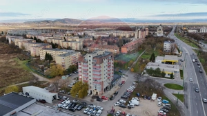 Apartament 3 camere | 81 mp | Parcare | Priveliște superbă - imagine 19