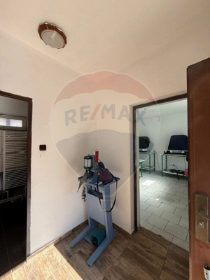 Spațiu comercial de 52mp de închiriat în zona 1 Mai - imagine 4