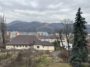 Apartament in vila4 Central 5 camere 175 metri - imagine 4