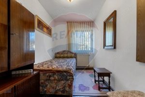 Refugiu în inima Transilvaniei – Casă săsească cu 5 camere în Rupea - imagine 17