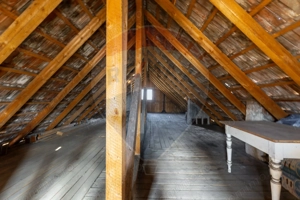 Refugiu în inima Transilvaniei – Casă săsească cu 5 camere în Rupea - imagine 19