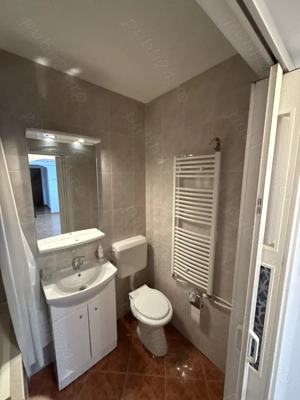 Vând apartament 2 camere semidecomandat   Ultracentral, etaj 4 4, complet renovat - imagine 8