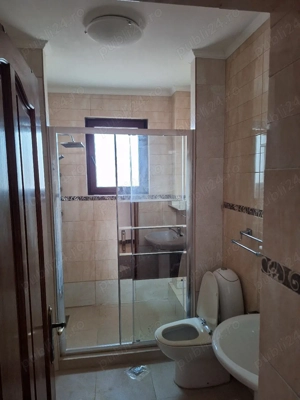Propietar inchiriez apartament 3 camere - imagine 8