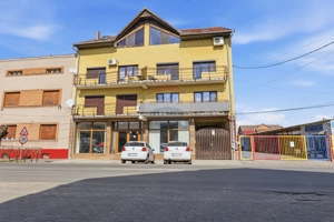 Apartament cu 3 camere pe două niveluri