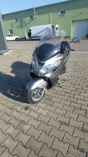 Suzuki burgman 400 - imagine 3