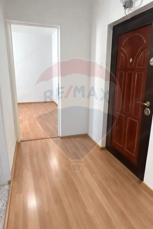 Apartament cu 2 camere de vânzare - imagine 14