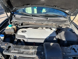 Volvo XC90 2009   SUV Spațios și Confortabil - imagine 5