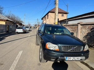 Volvo XC90 2009   SUV Spațios și Confortabil - imagine 3