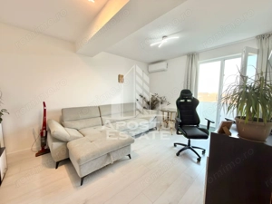 Apartament cu 2 camere mobilat decomandat, dressing si debara in Giroc - imagine 2