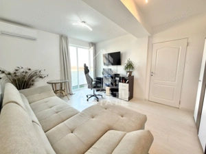 Apartament cu 2 camere mobilat decomandat, dressing si debara in Giroc