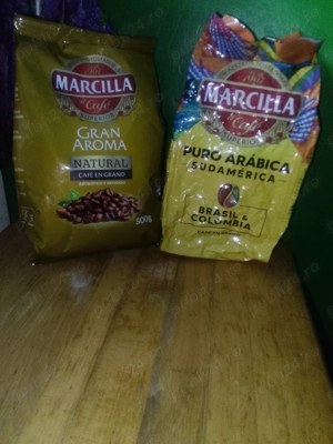 Pachet cafea originala boabe Marcilla plus bomboane