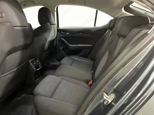 Skoda Octavia - imagine 10