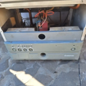 vand centrala ariston