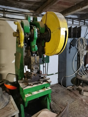 Presa cu excentric 16 tone forta