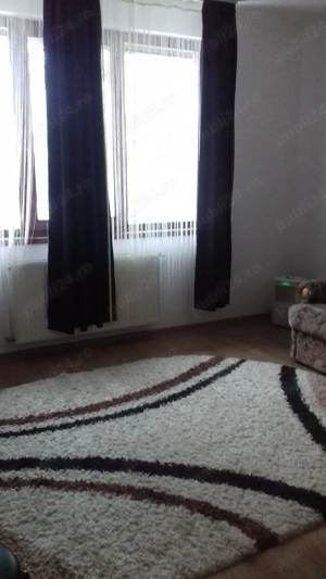 Vand apartament cu o camara - imagine 3