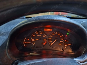De vanzare PEUGEOT 206 1.4 75 CP benzina - imagine 10