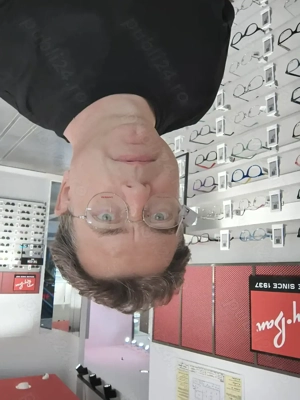 Tehnician dentar caut post in laborator