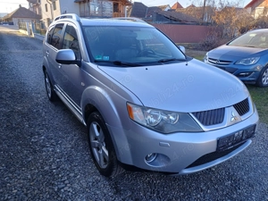 Mitsubishi Outlander, 4x4, an 2008, 7 locuri Reghin - imagine 4