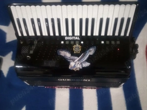 vind acordeon italian cu midi din fabrica 