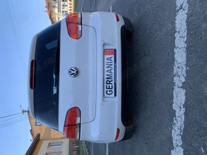 VW Golf 6 2011   02 EURO 5 1.6 MPI 102 cp Alb Perlat + Shadow Line TOP - imagine 2