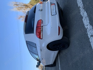 VW Golf 6 2011   02 EURO 5 1.6 MPI 102 cp Alb Perlat + Shadow Line TOP - imagine 3