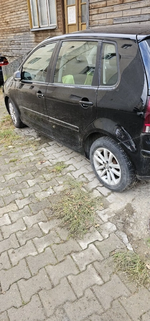 Volkswagen Polo 9N  motor 1,4 cm3,pe benzina - imagine 4