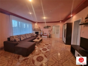 Casa de vanzare 4 camere  (+4 semifinisate ),12 arii teren, Unirii, Mures - imagine 2